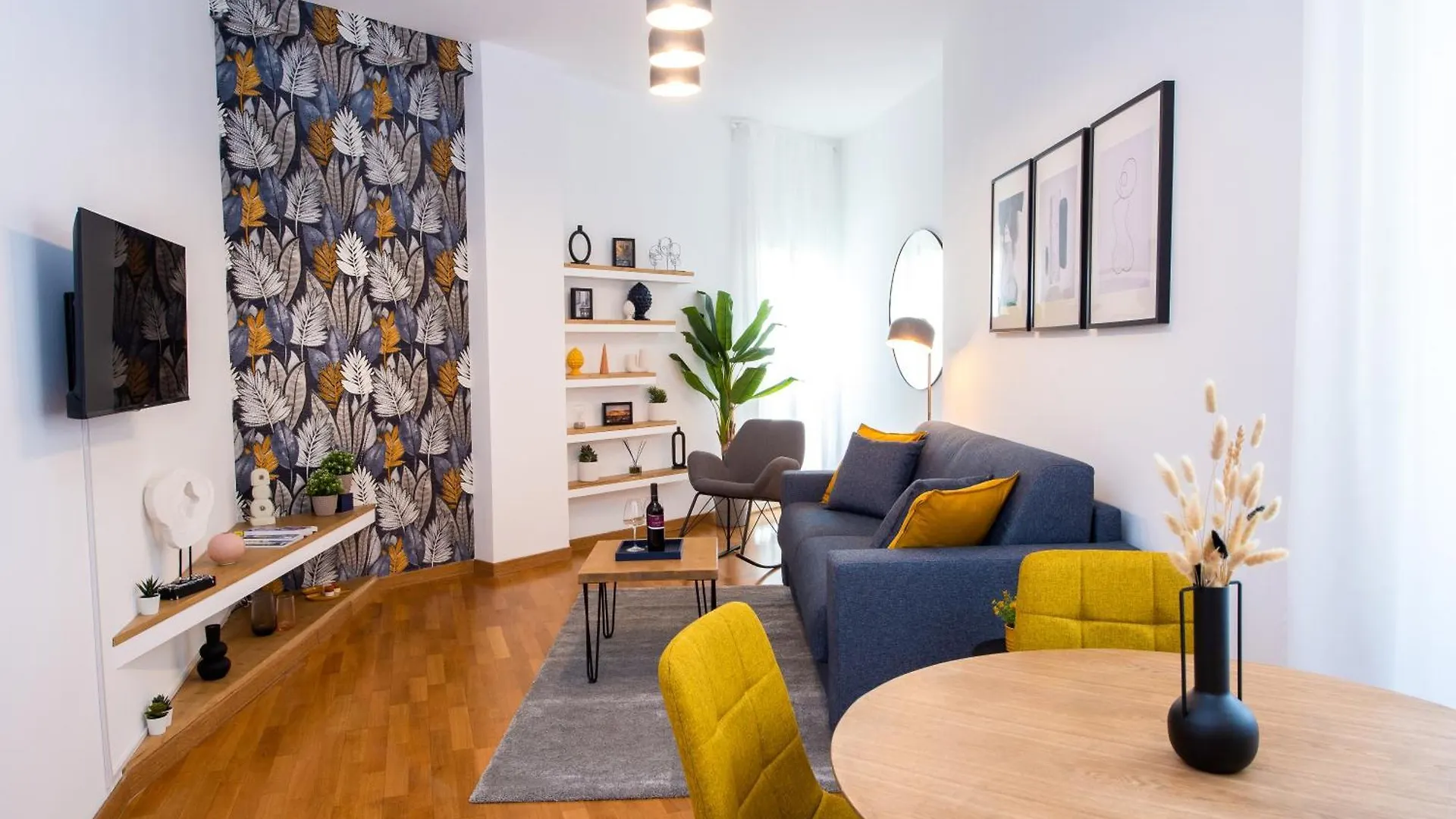 Fashionable Apartment Near Piazza Navona Rome