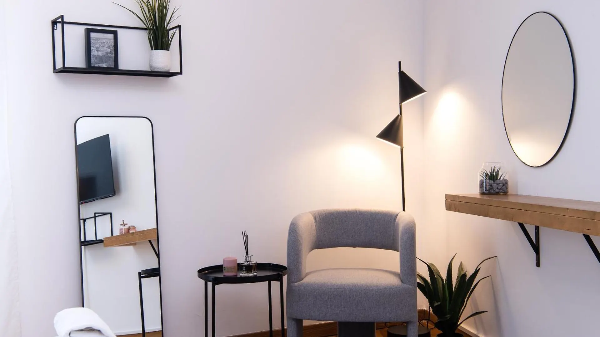 Fashionable Apartment Near Piazza Navona Rome Italy