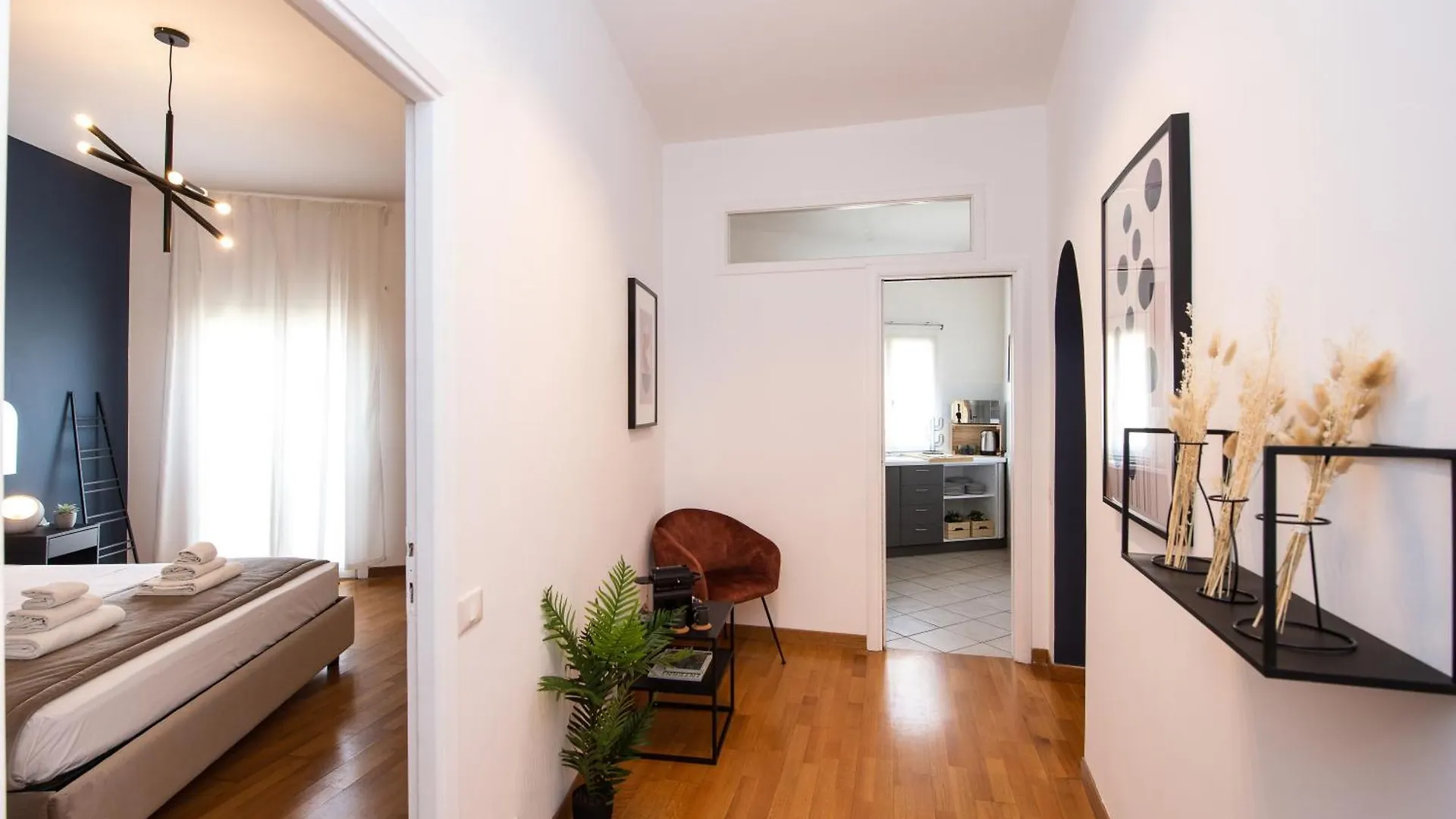 Fashionable Apartment Near Piazza Navona Rome