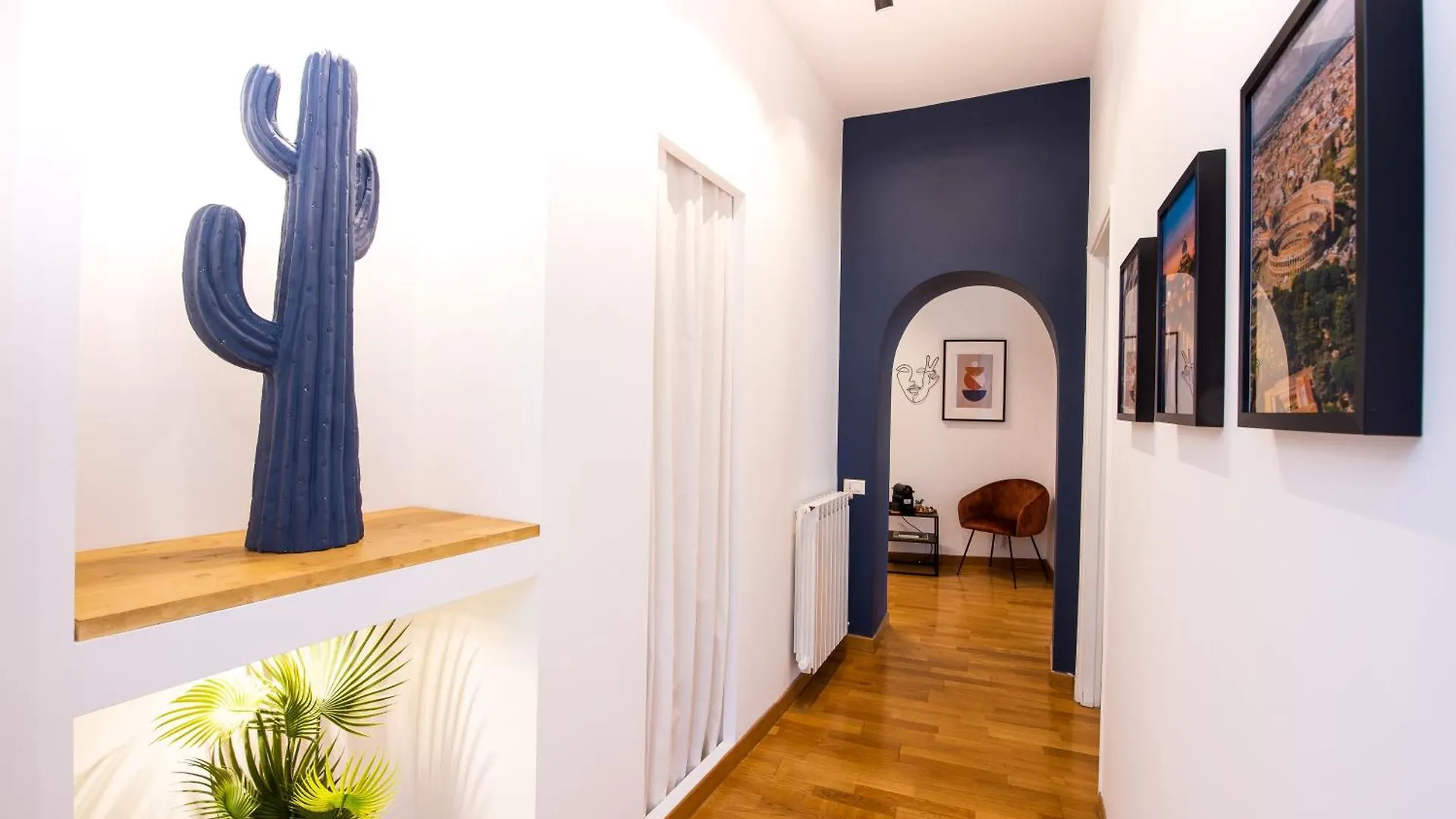 Fashionable Apartment Near Piazza Navona Rome
